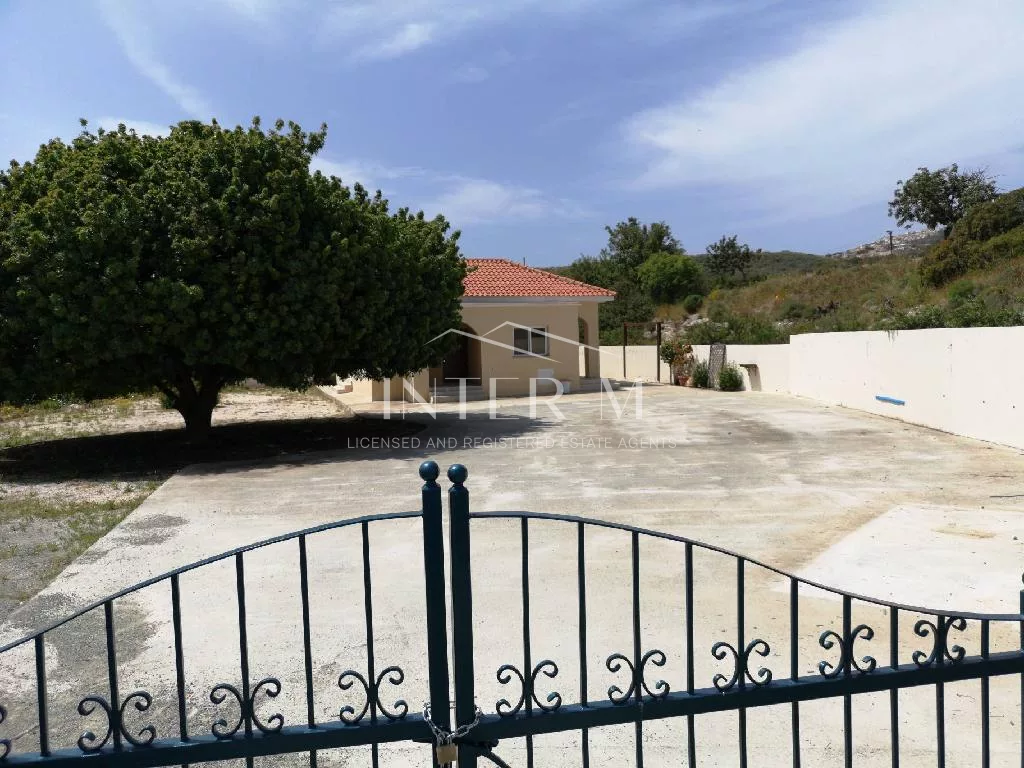House For Sale In Pissouri  (3 Bedroom) photo 6