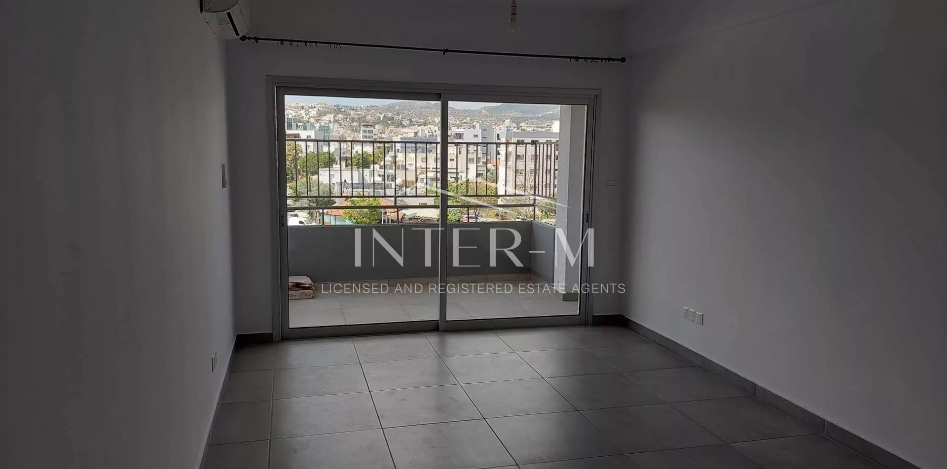 Apartment In Mesa Geitnia For Rent  (3 Bedroom) φωτογραφία 13