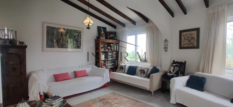 Beautiful Six-Bedrooms House For Sale In Tala , Paphos   (6 Bedroom) photo 4