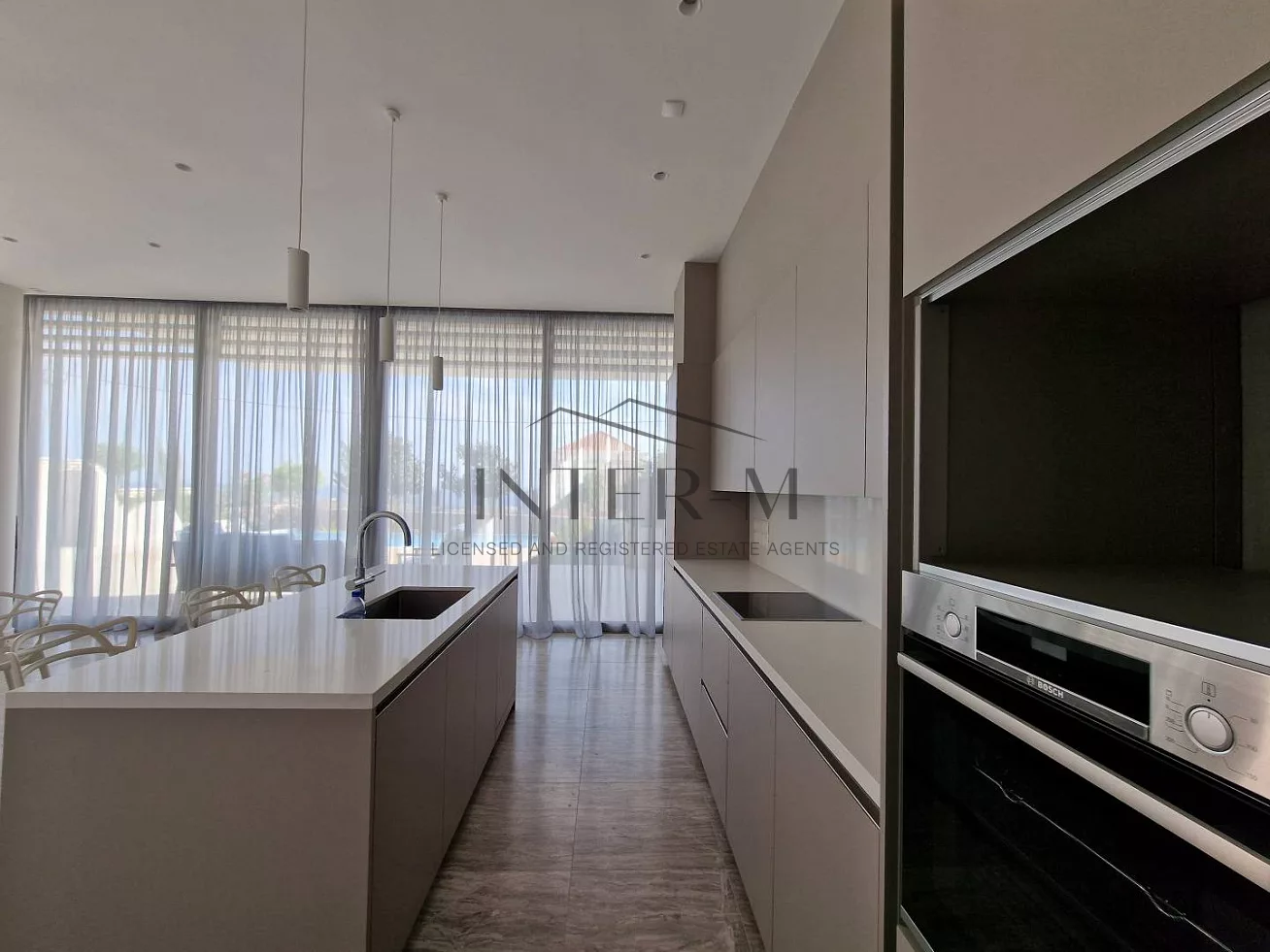 Stylish 3-Bedroom Villa For Sale In Eptagonia, Limassol, Cyprus photo 5