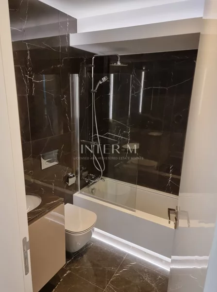 Elegant Apartment In Finikoudes, Larnaca, Cyprus (3 Bedroom) photo 9