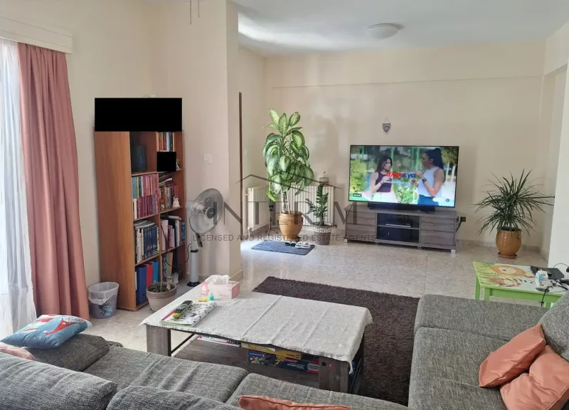 3-Bedroom Semi-Detached House For Sale – Makedonitissa, Nicosia photo 4