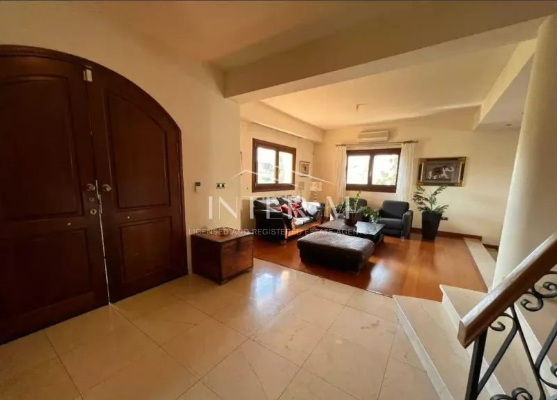 Luxury Villa For Sale In Nicosia, Aglatzia  (4 Bedroom) photo 4