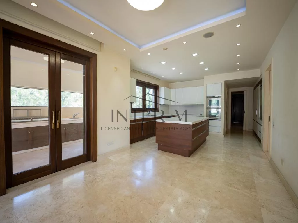 Breathtaking Luxurious Villa For Sale In Strovolos, Nicosia (5 Bedroom) φωτογραφία 7