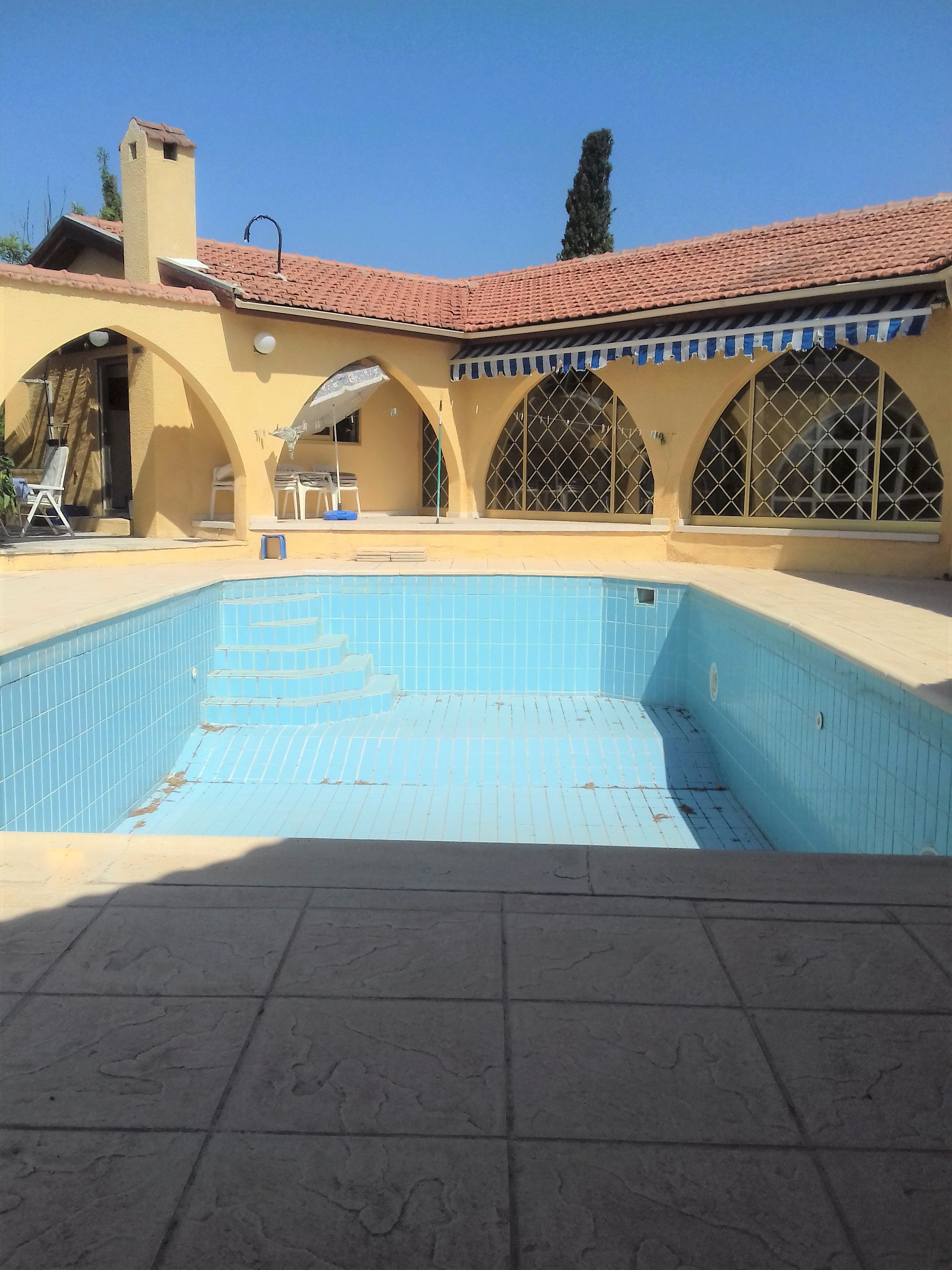 Retro Villa For Sale In Episkopi Village, Limassol (3 Bedroom)