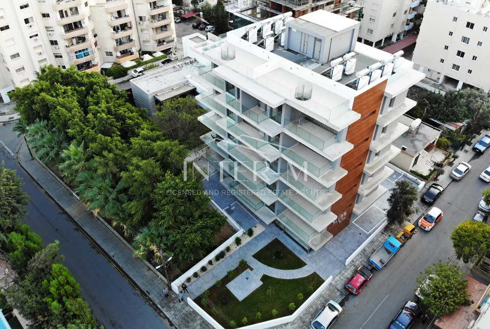 Luxurious Penthouse With Roof Terraces In Limassol Cyprus For Sale (3 Bedroom)