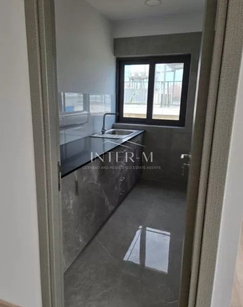 Premium SEAVIEW Office Space For Rent – Comarine Business Center, Larnaca Port Area φωτογραφία 5