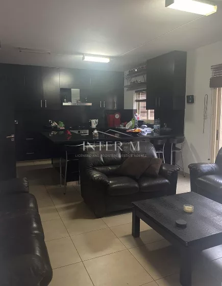 House For Sale In  Kato Polemidia Limassol  (4 Bedroom) φωτογραφία 3