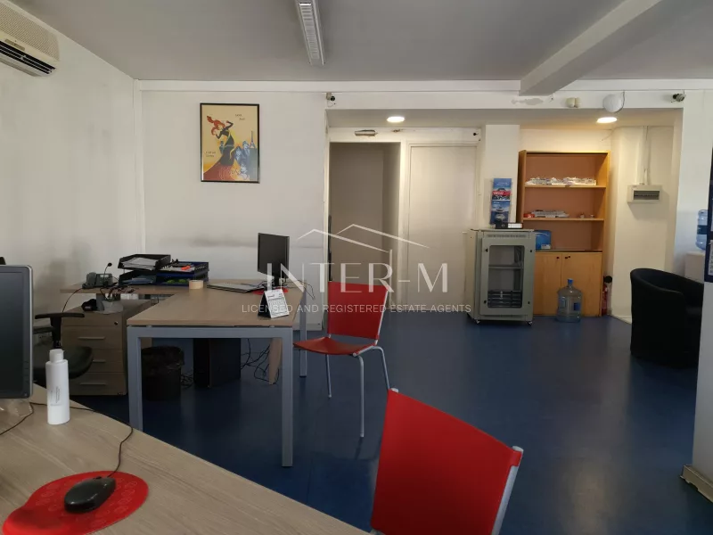 Shop For Rent On Agia Zoni photo 4