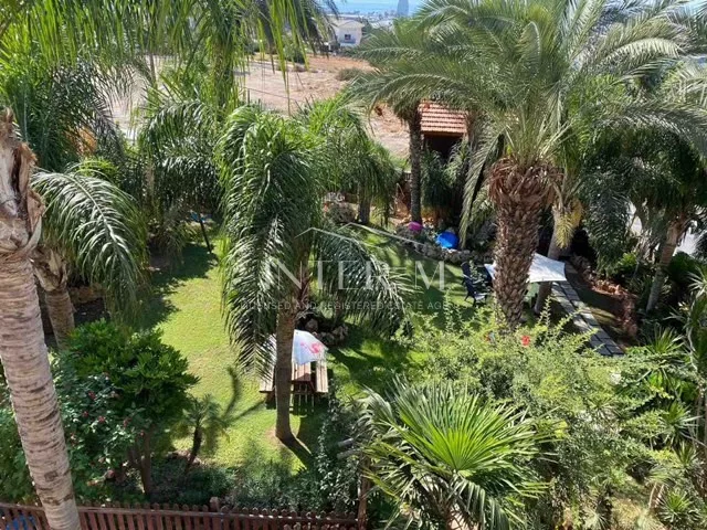 Massive Villa In Germasogeia (5 Bedroom) photo 26