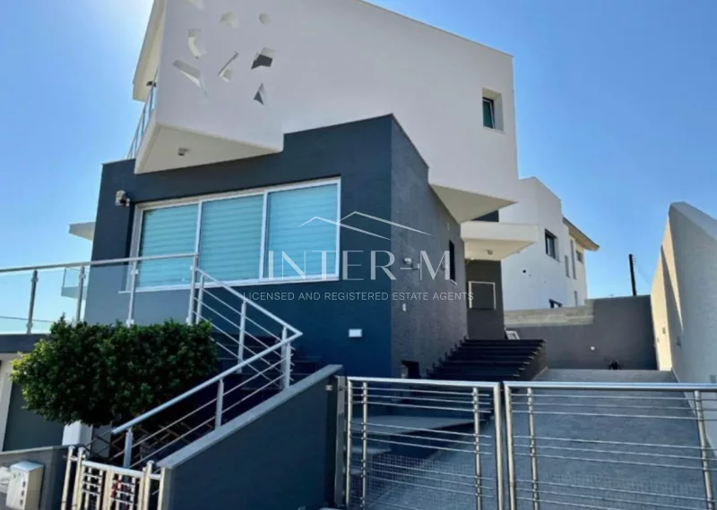 Luxury Villa With Basement  For Sale In  Agios Athanasios Limassol (6 Bedroom) photo 3
