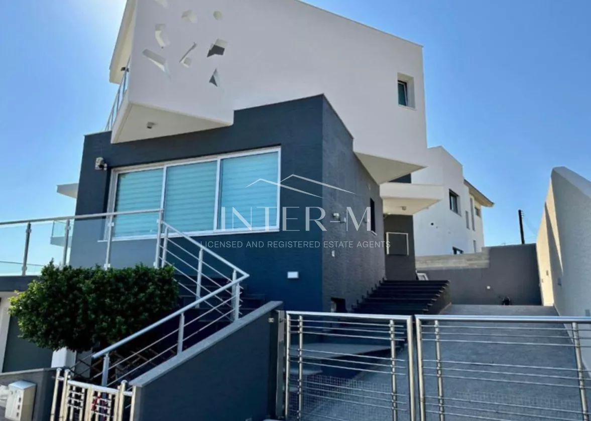 Luxury Villa With Basement  For Sale In  Agios Athanasios Limassol (6 Bedroom) photo 3