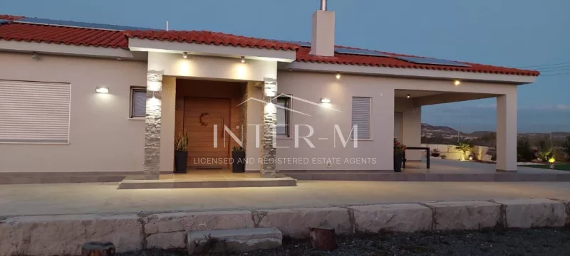 Detached House For Rent in Monagrouli, Limassol, Cyprus