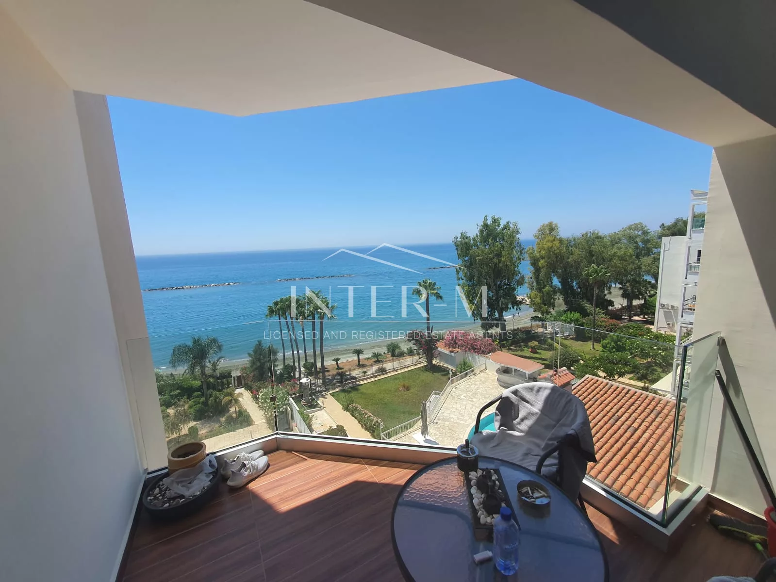 Flat For Sale In Ayios Tychon - Beach Front (3 Bedroom) φωτογραφία 2
