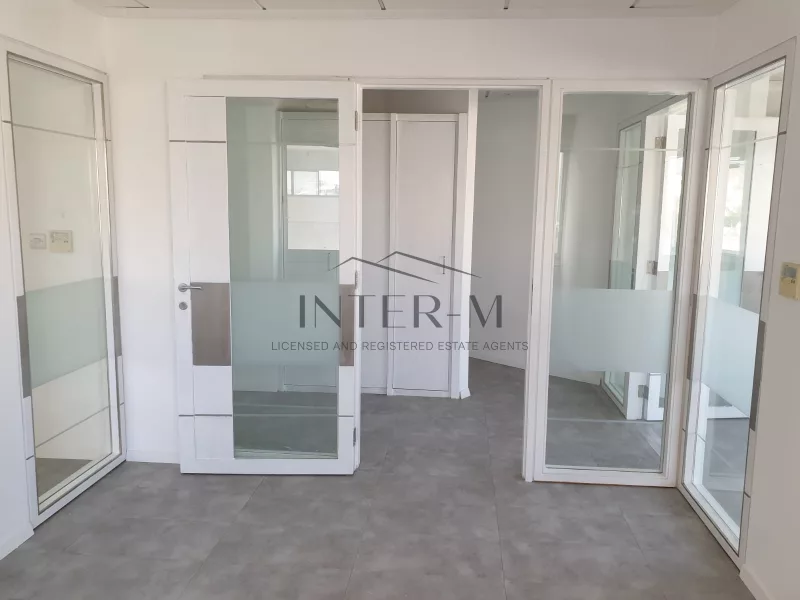 Offices For Rent In The Center Of Limassol - 2nd Floor photo 3