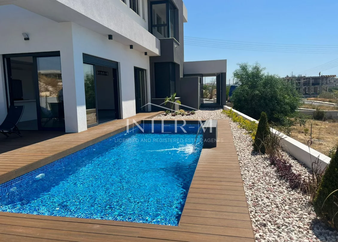Beautiful Villa For Sale,Agios Athanasios Limassol  (4 Bedroom)