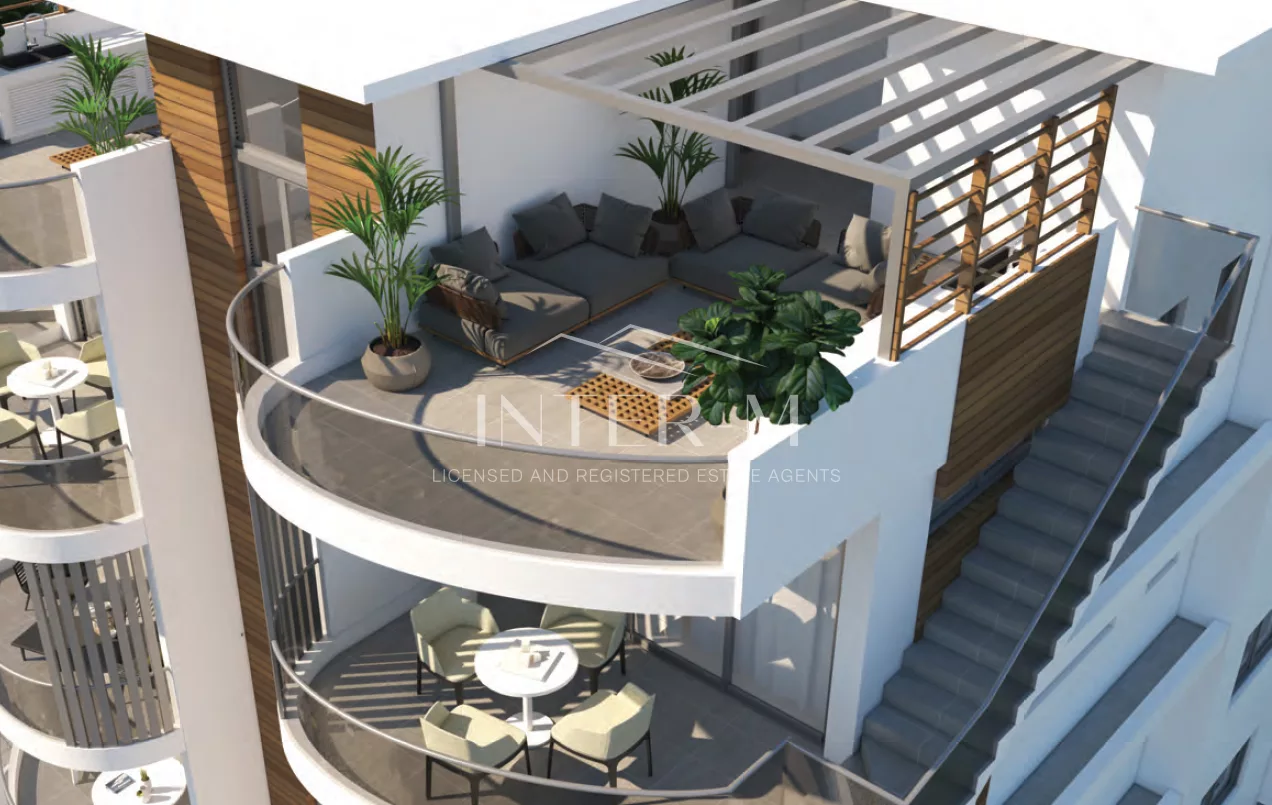 Apartment Penthouse For Sale In Town Center  (3 Bedroom)