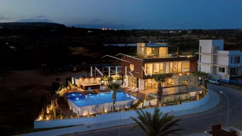 Luxury Villa For Sale In Ayia Napa,Famagusta  (3 Bedroom)