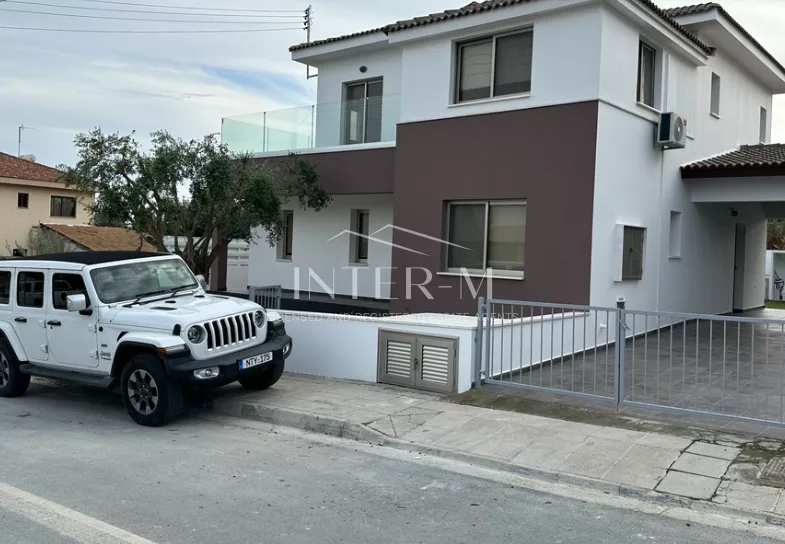 Luxury Villa For Rent In Armenoxori Limassol  (4 Bedroom) photo 9