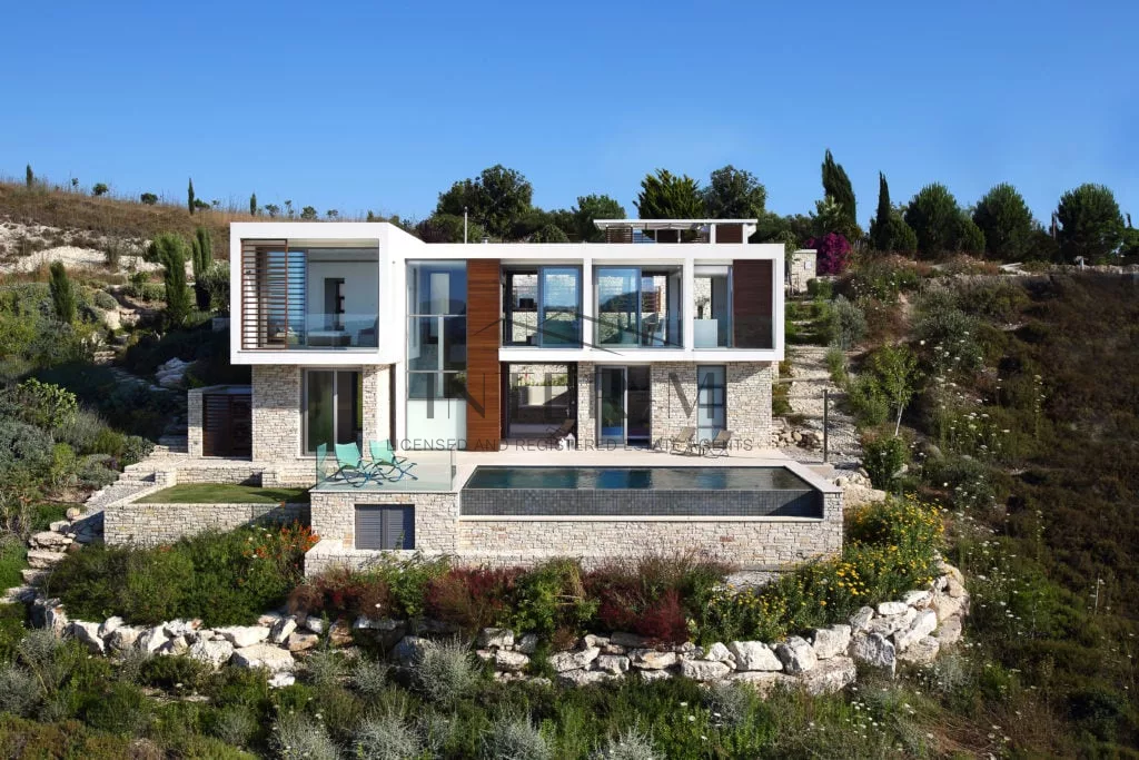 EXCLUSIVE 3-BEDROOM LUXURY VILLA FOR SALE, PAPHOS,CYPRUS
