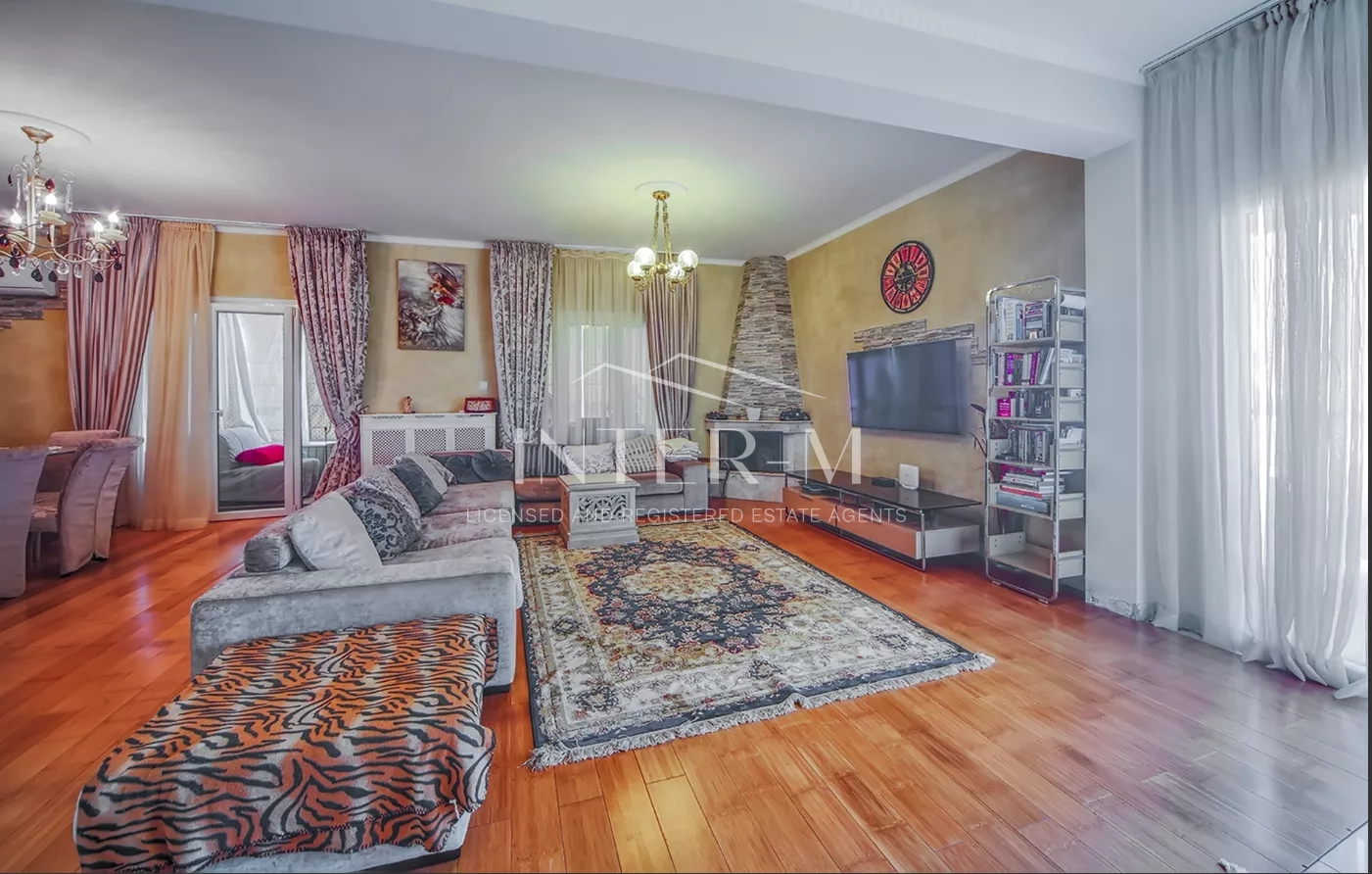 Beautiful Penthouse For Sale  In Gemrasoyia , Limassol  (4 Bedroom)