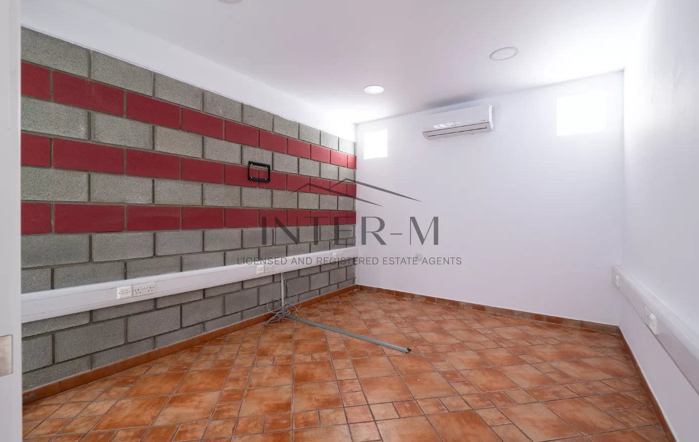 Modern Office For Rent Ayia Zoni , Limassol photo 7