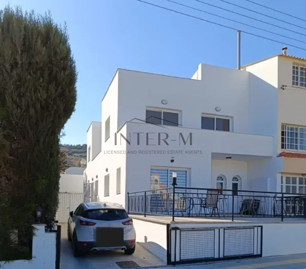 For Sale: Spacious 6-Bedroom Maisonette In Oroklini, Larnaca,Cyprus (6 Bedroom)