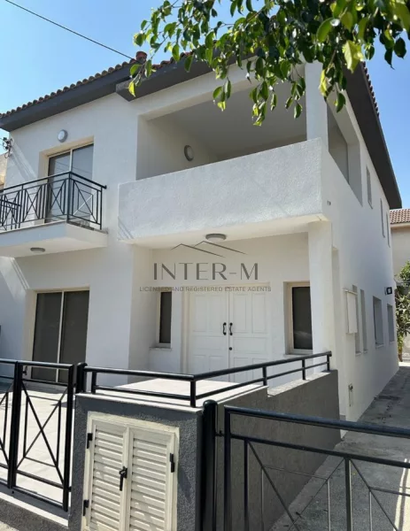 Semi Detached House For Rent In Zakaki , Limassol  (3 Bedroom)