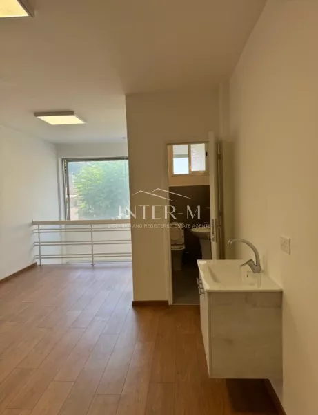 Modern 70m² Office Space For Rent In Omonia, Limassol photo 5