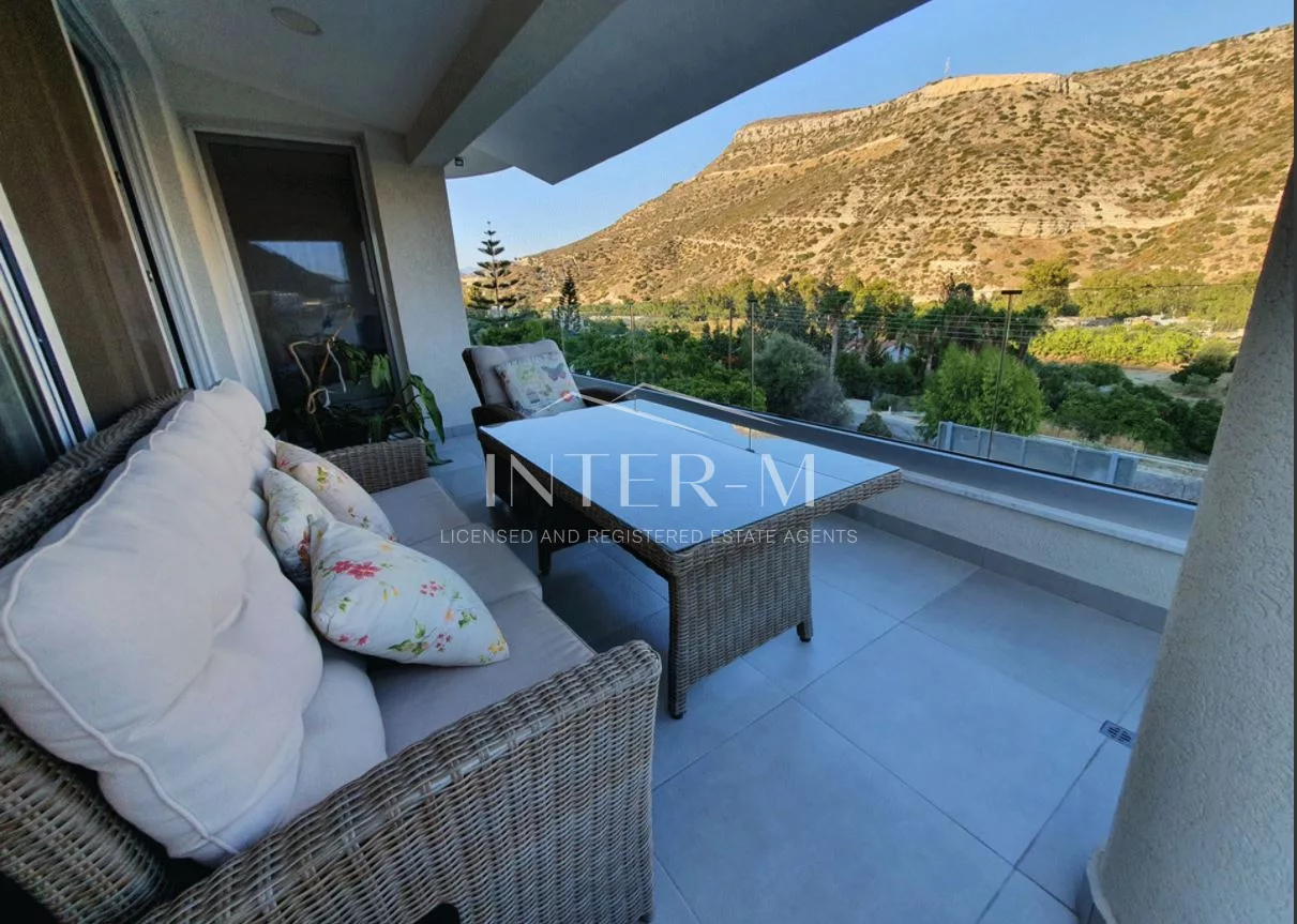 Ready To Move In Villa With Pool And Rooftop Garden In Gemasogeia (4 Bedroom) photo 11