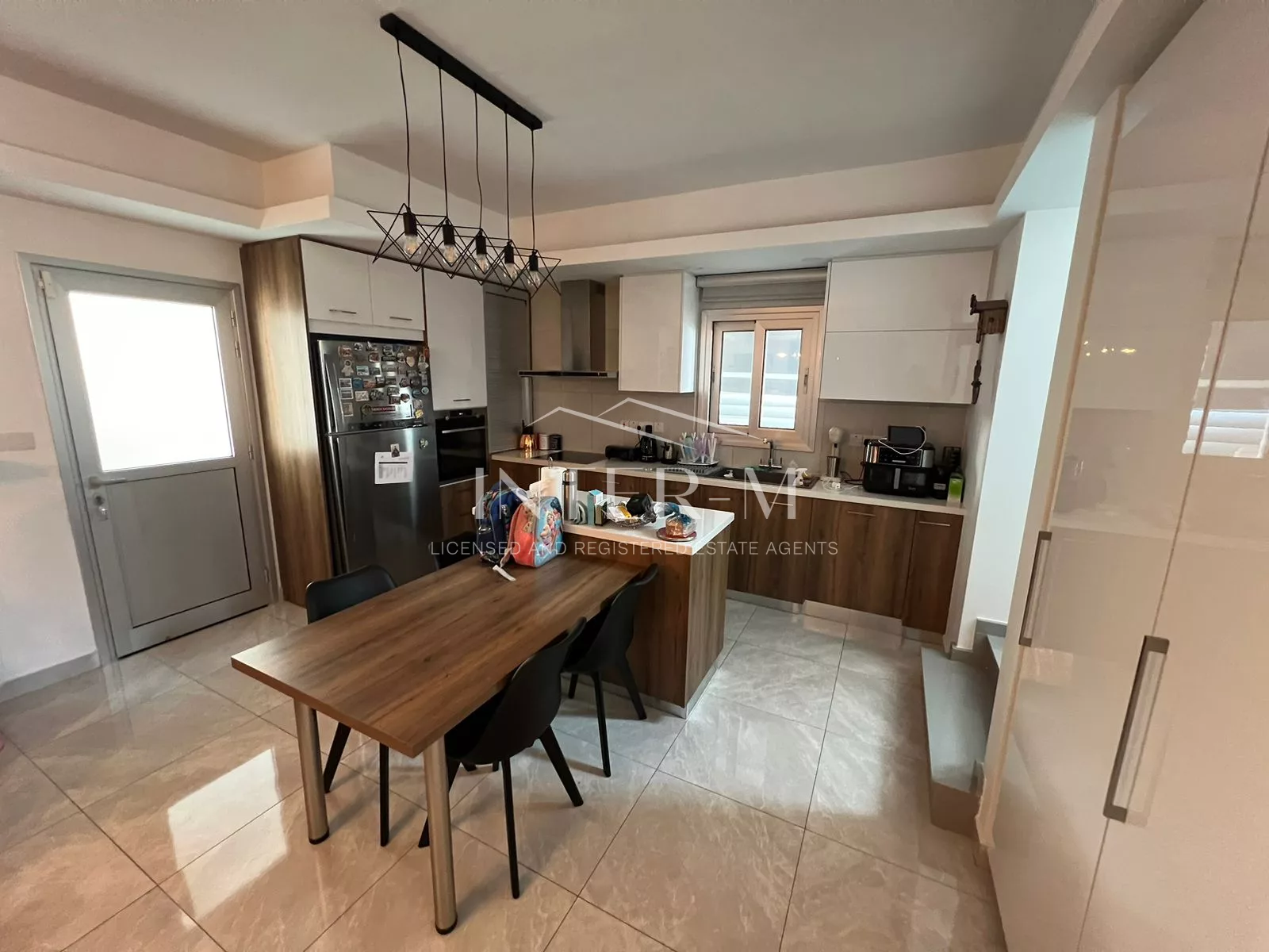 Elegant 3-Bedroom Semi-Detached House With Office And Studio For Sale In Ekali, Limassol (4 Bedroom) φωτογραφία 8