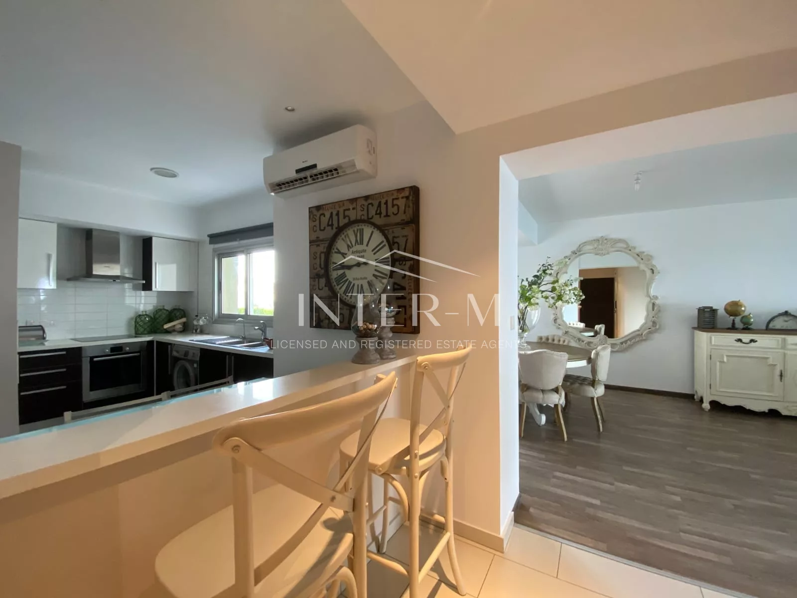 Apartment Recently Renovated For Sale In Molos Area , Limassol  (3 Bedroom) φωτογραφία 15