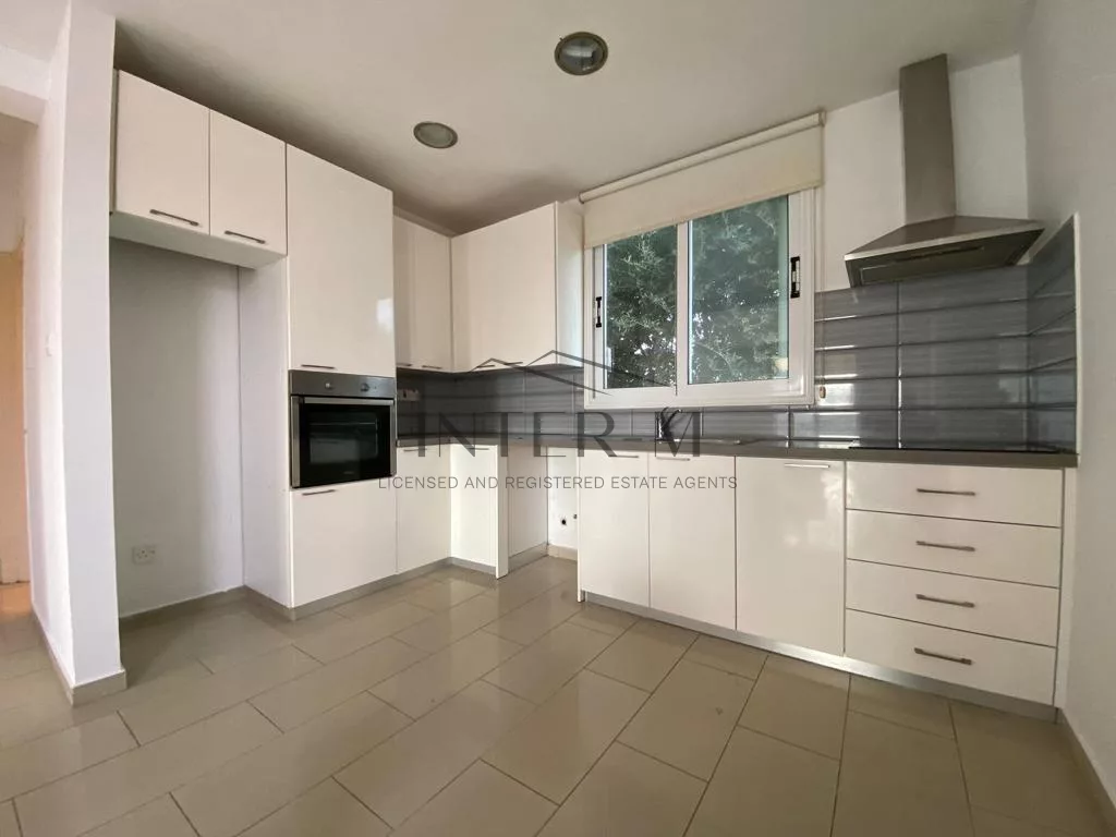 For Sale - Detached House In Mandria, Paphos (3 Bedroom) φωτογραφία 4