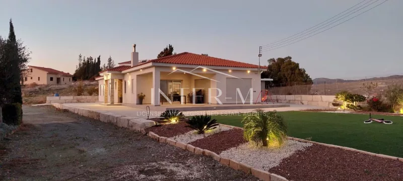 Detached House For Rent in Monagrouli, Limassol, Cyprus photo 4