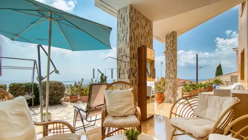 Unique Villa For Sale In Chloraka, Paphos, Cyprus(4 Bedrooms) photo 4