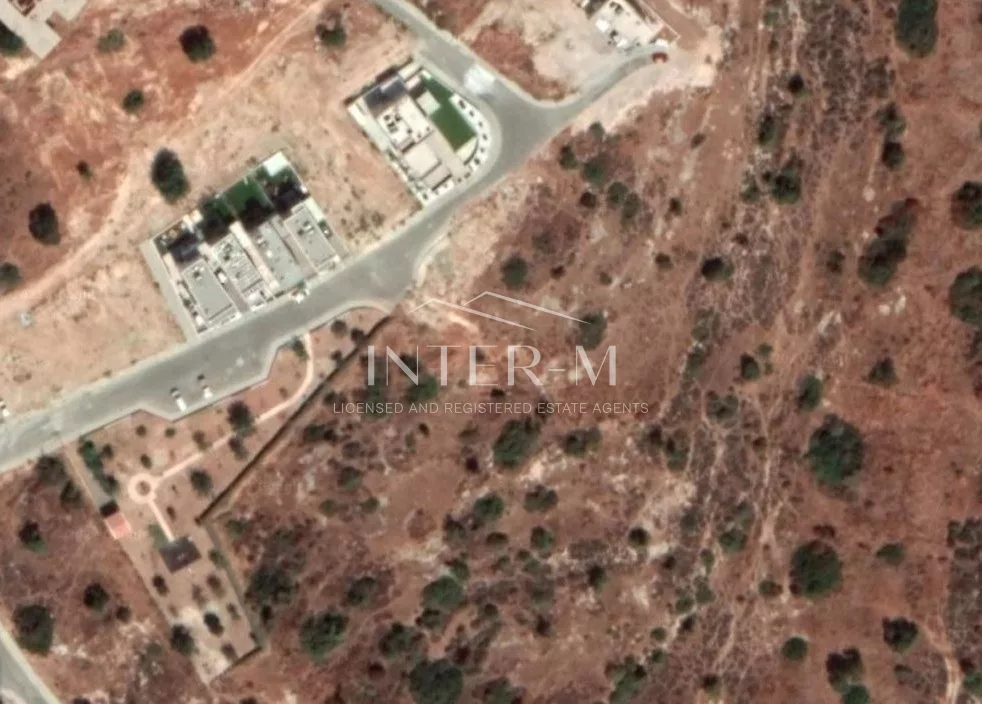 *Land For Sale In Ypsonas (16937 Sq.m) φωτογραφία 2