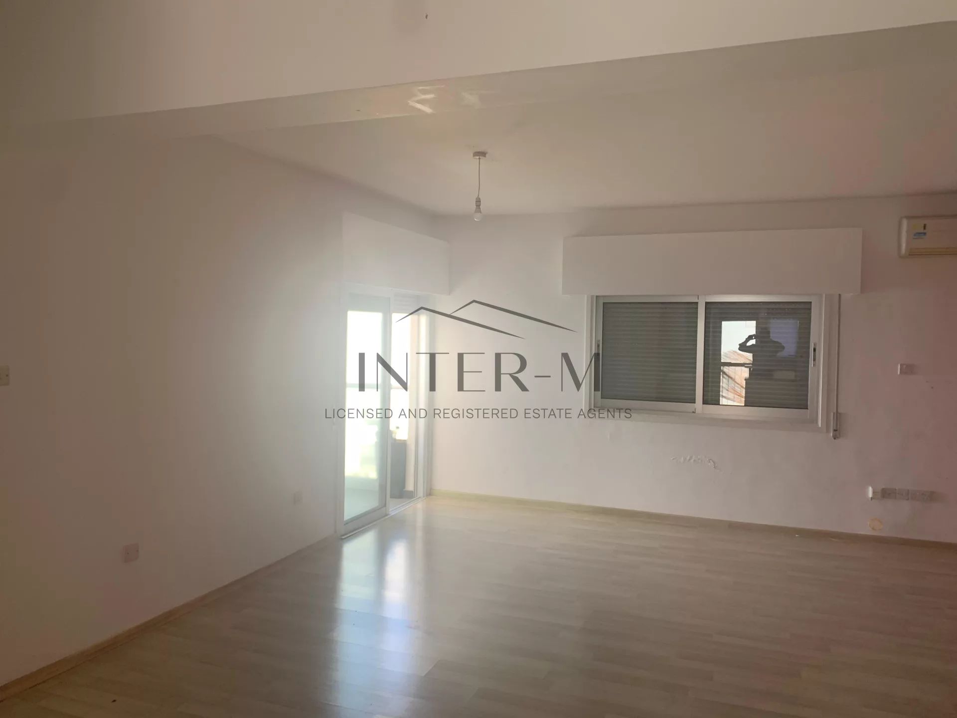 Beautiful Seafront Apartment For Sale In Germasogeia, Limassol, Cyprus(3 Bedrooms) φωτογραφία 3