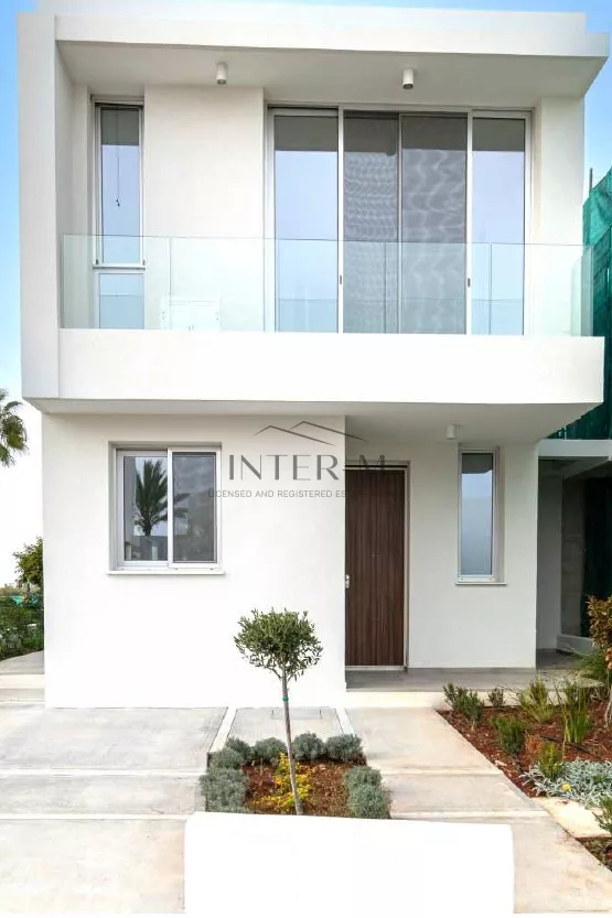 Contemporary Seafront Villa For Sale In Peyia, Paphos, Cyprus(3 Bedrooms)