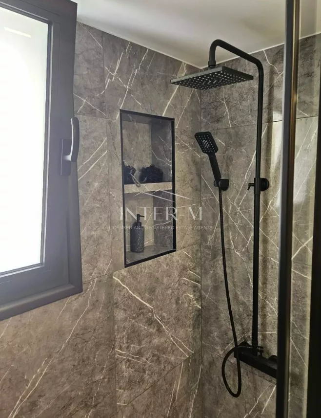 Fully Renovated 3-Bedroom Apartment For Sale In Mesa Geitonia, Limassol (3 Bedroom) φωτογραφία 12
