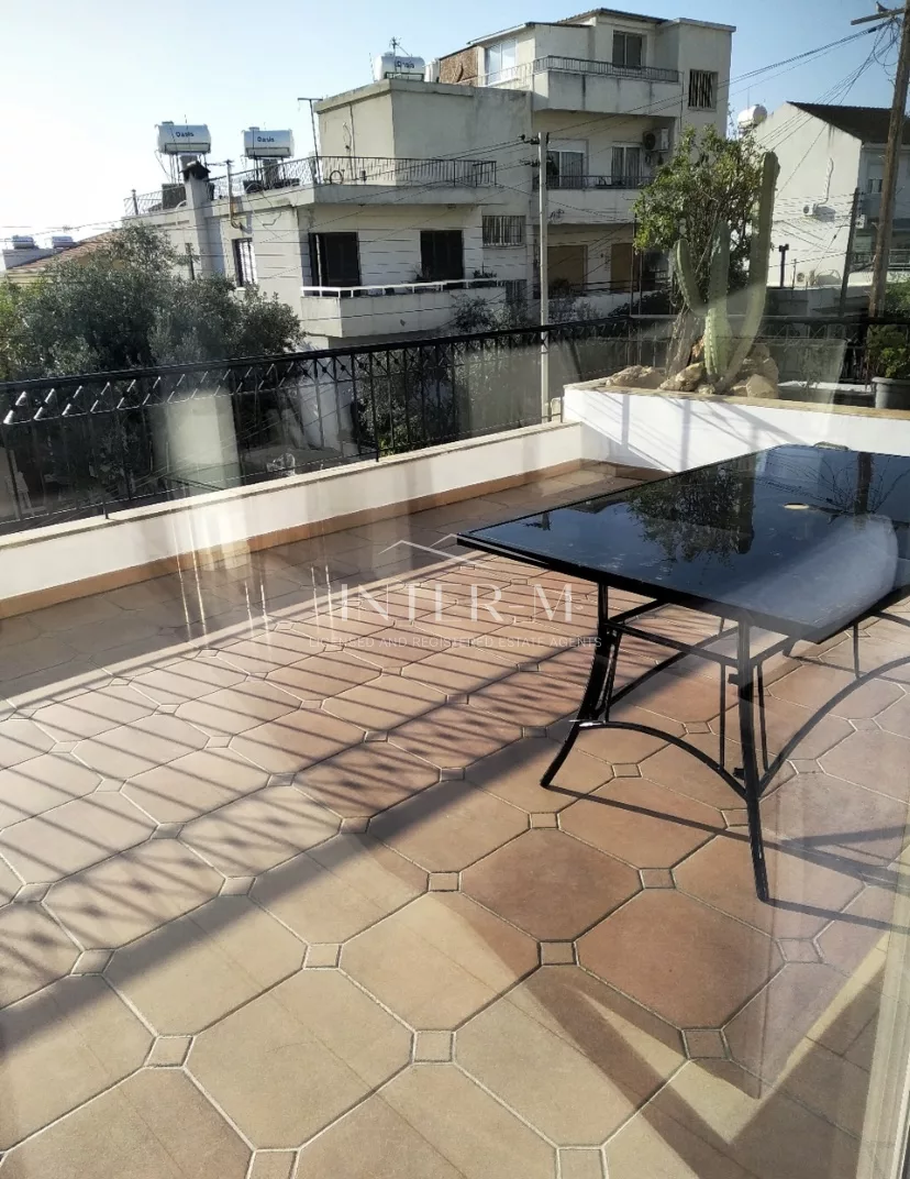 Semi-Detached House For Rent In Petrou Kai Pavlou,Limassol (4 Bedroom) φωτογραφία 9