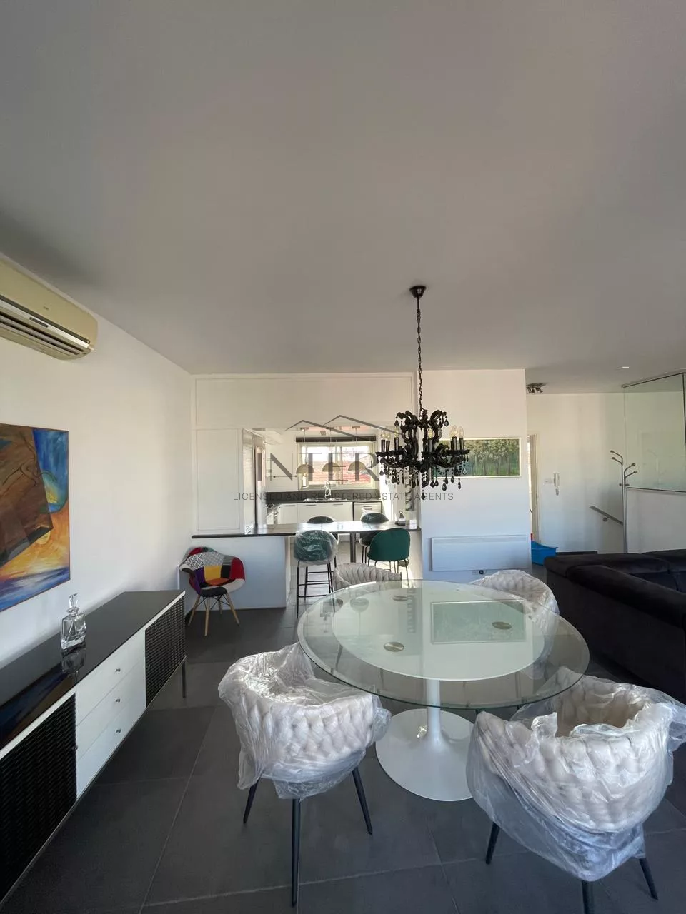 Luxurious 3-Bedroom Beachfront Maisonette For Rent In Agia Triada, Limassol (3 Bedroom) photo 2