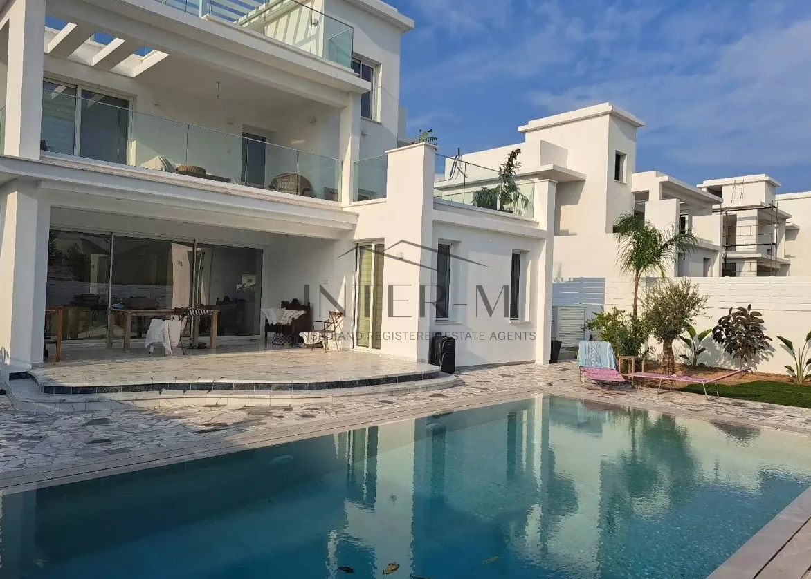 Charming 3-Bedroom Villa For Sale In Perivolia, Larnaca, Cyprus photo 5