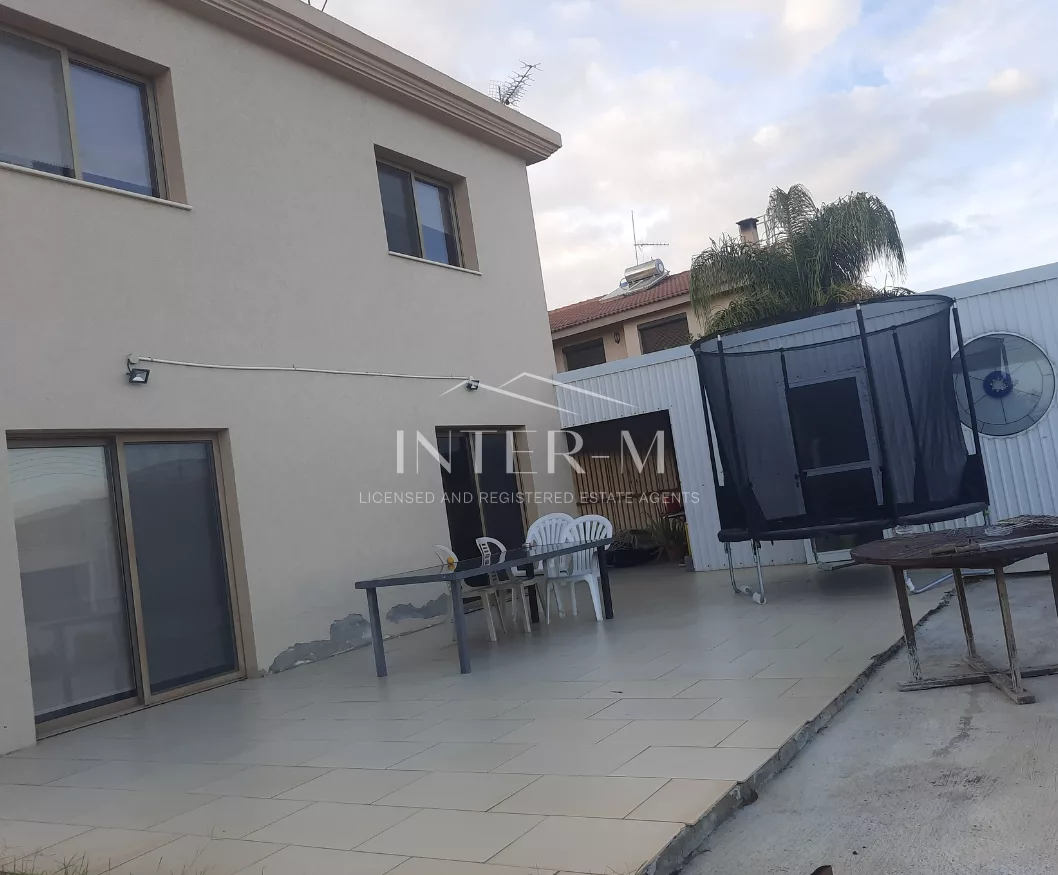 Detached House For Sale In Trachoni , Limassol (4 Bedroom)