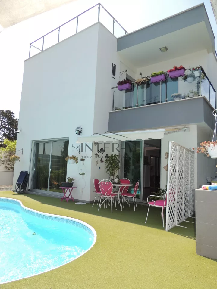 Majestic Villa For Sale In Germasogeia, Limassol, Cyprus(5 Bedrooms)