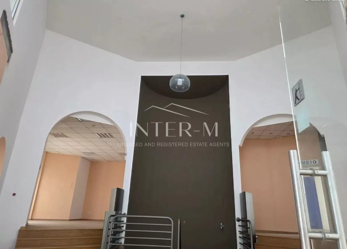 Commercial Building For Rent In The Heart Of Limassol – Agia Zoni Area, Cyprus(588  Sq.m) φωτογραφία 3
