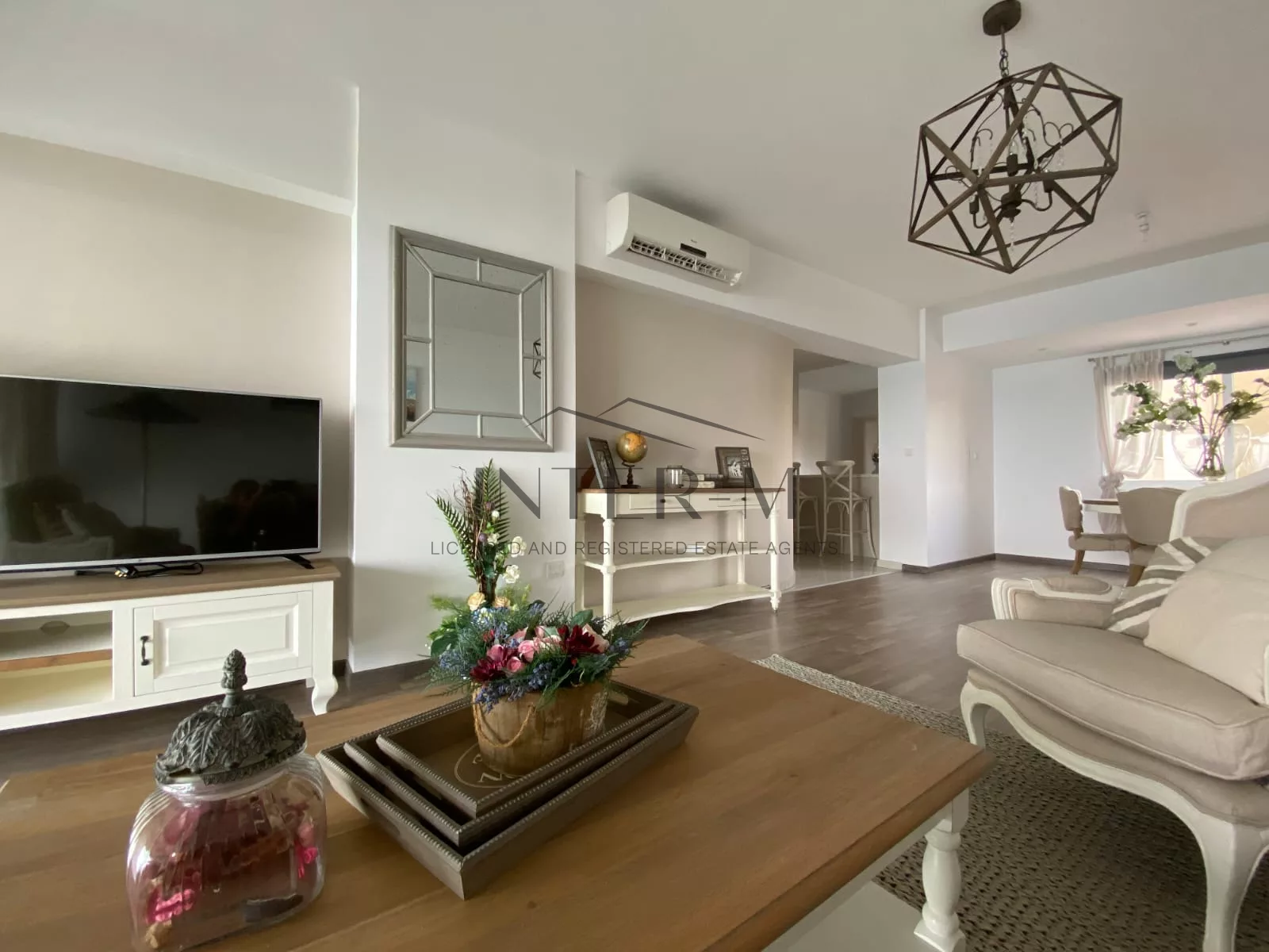 Apartment Recently Renovated For Sale In Molos Area , Limassol  (3 Bedroom) φωτογραφία 22