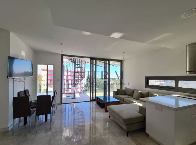 Beautiful 3-Bedroom Top-Floor Penthouse For Sale In Neapolis, Limassol, Cyprus φωτογραφία 5
