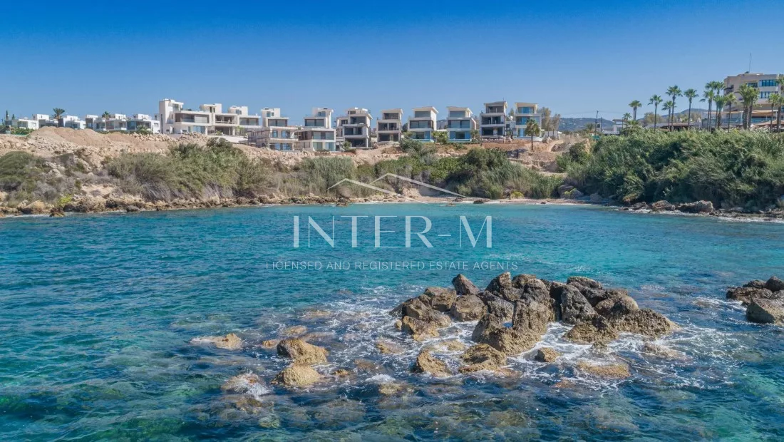 Luxurious Beachfront Villa For Sale In Kissonerga, Paphos, Cyprus (4 Bedrooms) φωτογραφία 7