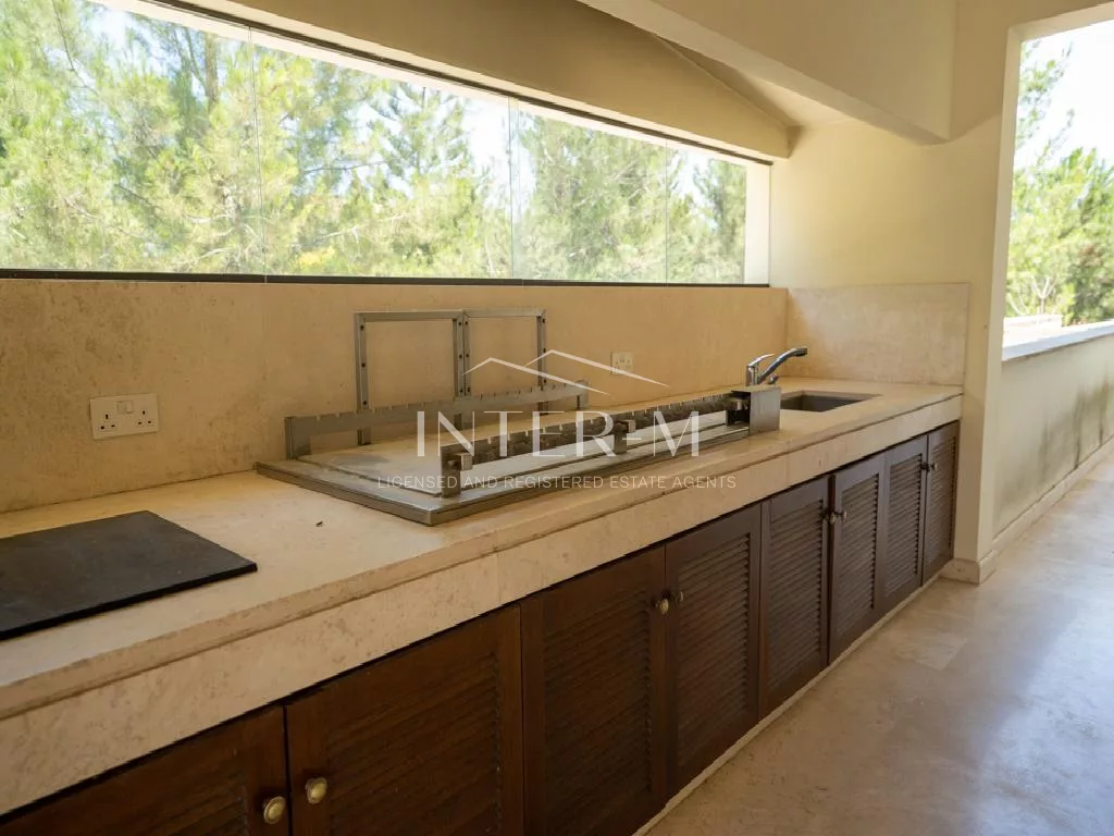 Breathtaking Luxurious Villa For Sale In Strovolos, Nicosia (5 Bedroom) photo 12