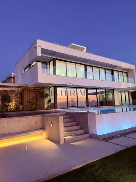 Luxury Villa In Peyia, Paphos, Cyprus (4 Bedroom) photo 4